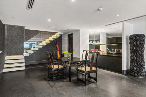 Casa de 2 dormitorios en Phuket, Tailandia № 104329 - foto 11