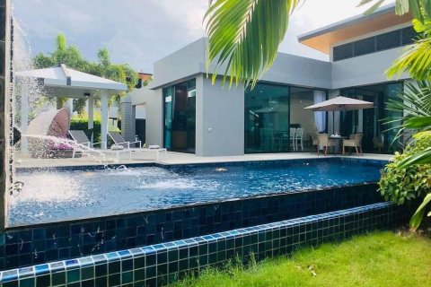 Chalet de 3 dormitorios en Phuket, Tailandia № 141498