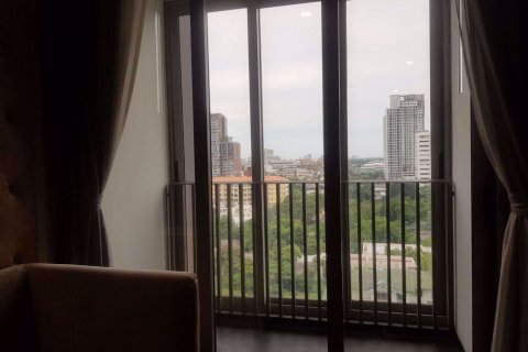 Condominio de 2 dormitorios en Khlong Toei, Bangkok, Tailandia № 76602 - foto 4