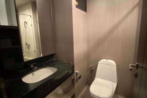 Condominio de 2 dormitorios en Watthana, Bangkok, Tailandia № 76599 - foto 8