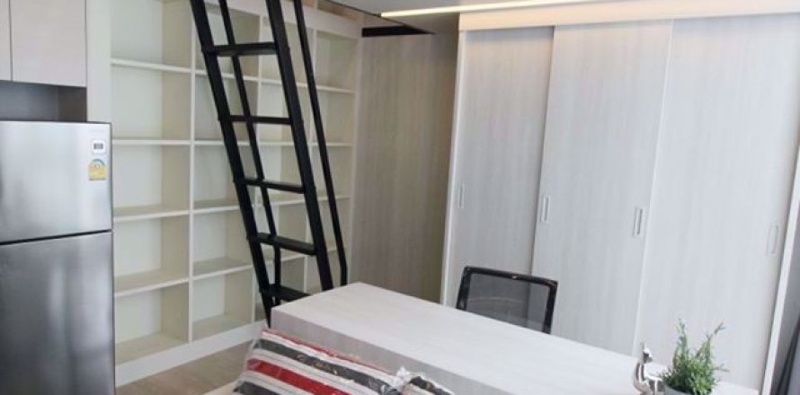 Dúplex de 1 dormitorio en Huai Khwang, Bangkok, Tailandia № 76601