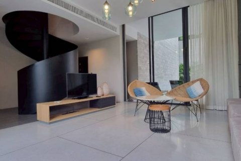 Chalet de 2 dormitorios en Sattahip, Tailandia № 124467 - foto 3
