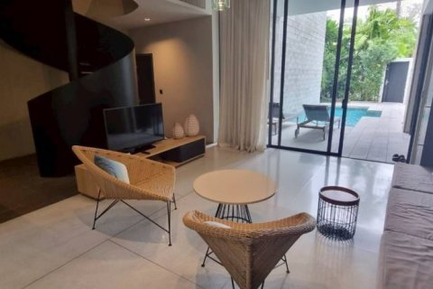Chalet de 2 dormitorios en Sattahip, Tailandia № 124466 - foto 5