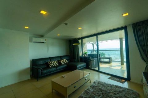 Condominio de 2 dormitorios en Sattahip, Tailandia № 124463 - foto 3