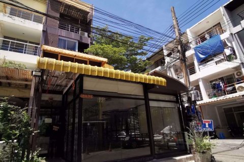 Casa de 3 dormitorios en Wang Thonglang, Bangkok, Tailandia № 76461 - foto 27