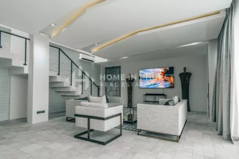 Casa de 6 dormitorios en Kamala, Tailandia № 131192 - foto 7