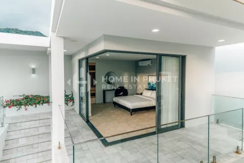 Casa de 6 dormitorios en Kamala, Tailandia № 131192 - foto 17