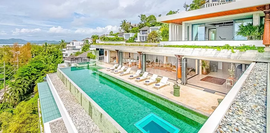 Casa de 11 dormitorios en Phuket, Tailandia № 131195