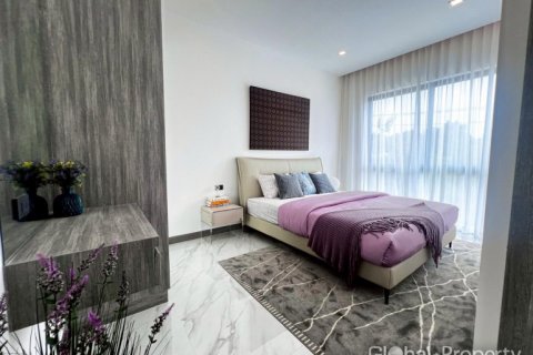 Casa de 3 dormitorios en Pattaya, Tailandia № 81832 - foto 13