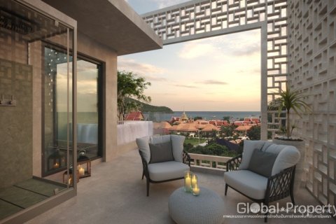Casa de 4 dormitorios en Pattaya, Tailandia № 81838 - foto 11