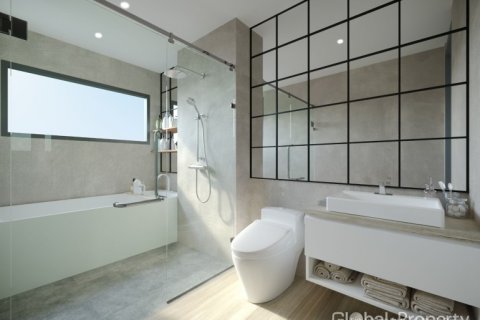 Casa de 4 dormitorios en Pattaya, Tailandia № 81838 - foto 5