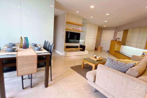 Condominio de 3 dormitorios en Bang Kho Laem, Bangkok, Tailandia № 76870 - foto 2