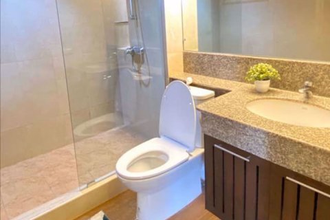 Condominio de 3 dormitorios en Bang Kho Laem, Bangkok, Tailandia № 76870 - foto 11