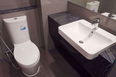 Condominio de 1 dormitorio en Bang Rak, Bangkok, Tailandia № 76871 - foto 8