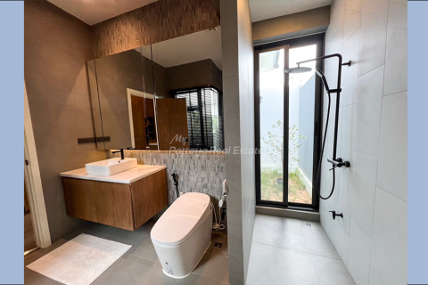 Casa de 3 dormitorios en Bang Lamung, Tailandia № 78614 - foto 12