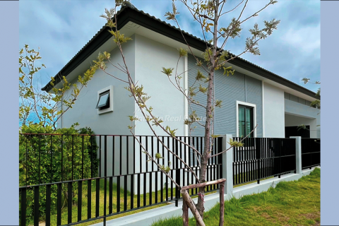 Casa de 3 dormitorios en Bang Lamung, Tailandia № 78614 - foto 7