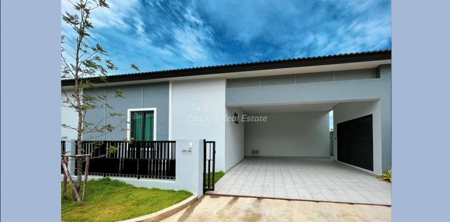 Casa de 3 dormitorios en Bang Lamung, Tailandia № 78614