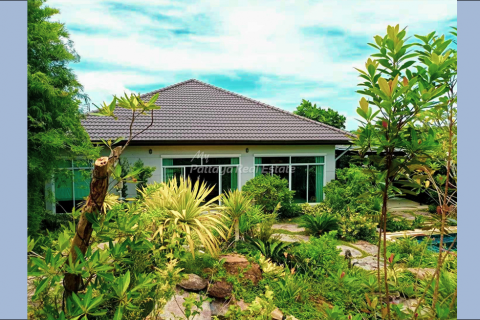 Casa de 3 dormitorios en Bang Lamung, Tailandia № 78611 - foto 8