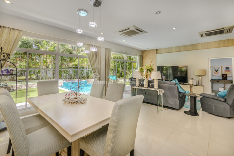 House in Bang Lamung, Thailand 3 bedrooms № 78612 - photo 6