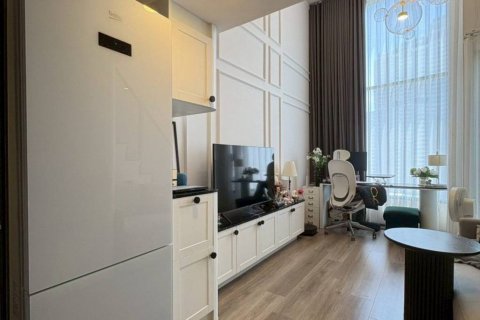 Dúplex de 1 dormitorio en Bangkok, Tailandia № 132454 - foto 8