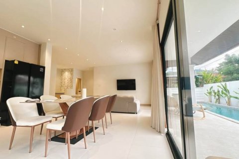 Chalet de 3 dormitorios en Phuket, Tailandia № 125773 - foto 5
