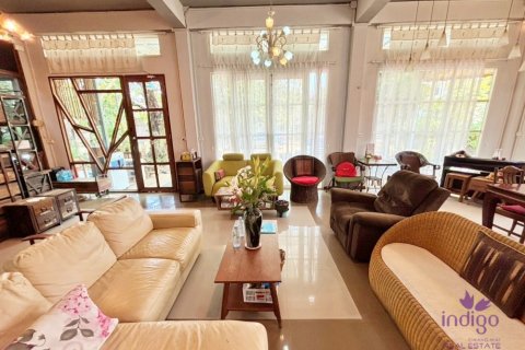 Casa de 7 dormitorios en Chiang Mai, Tailandia № 125768 - foto 8