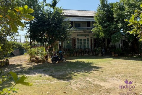 Casa de 7 dormitorios en Chiang Mai, Tailandia № 125768 - foto 2