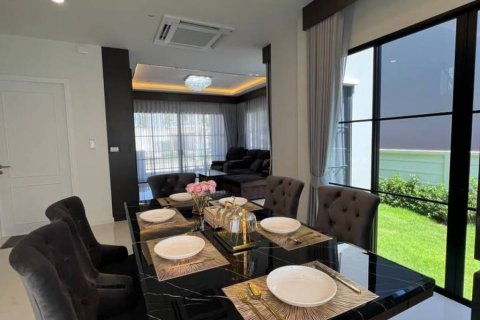 Casa de 3 dormitorios en Phuket, Tailandia № 125774 - foto 5