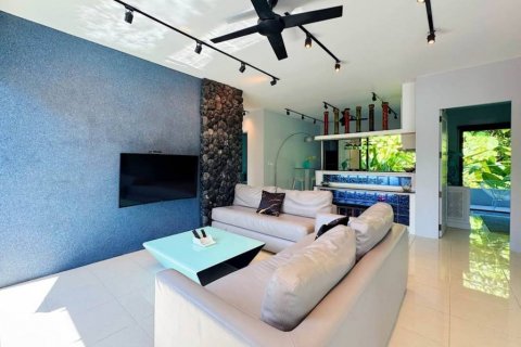 Chalet de 3 dormitorios en Phuket, Tailandia № 125772 - foto 5