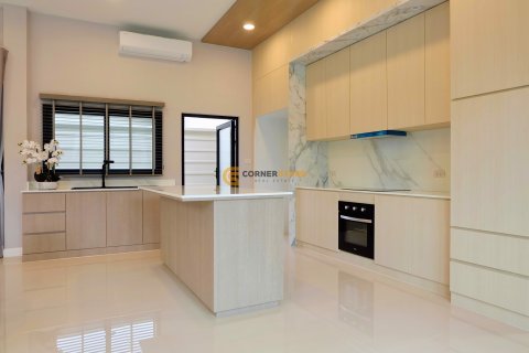 Estudio en Pattaya, Tailandia № 132159 - foto 8