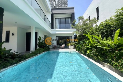 Estudio en Pattaya, Tailandia № 132157