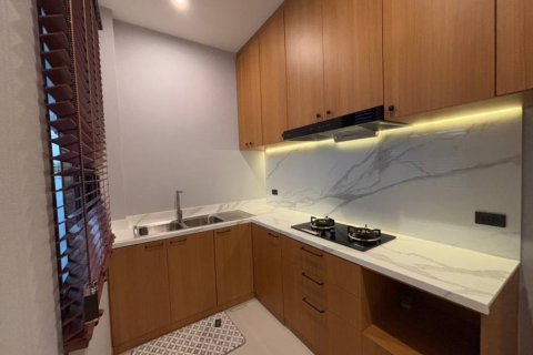 Chalet de 3 dormitorios en Pattaya, Tailandia № 120250 - foto 8