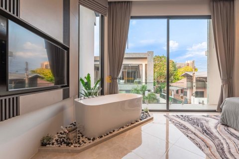 Estudio en Jomtien Beach, Pattaya, Tailandia № 124141 - foto 12