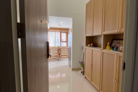 Sobre plano Knightsbridge Prime Sathorn en Bangkok, Tailandia № 36706 - foto 3