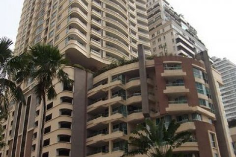 Condominio de 2 dormitorios en Bangkok, Tailandia № 144217 - foto 12