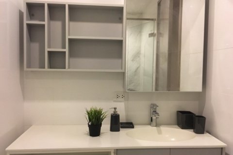Condominio de 1 dormitorio en Bangkok, Tailandia № 144216 - foto 8
