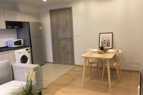 Condominio de 1 dormitorio en Bangkok, Tailandia № 144216 - foto 2