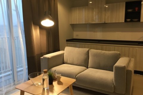 Condominio de 1 dormitorio en Bangkok, Tailandia № 144216 - foto 4