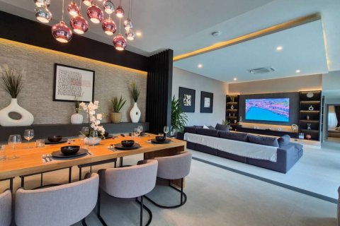 Chalet de 6 dormitorios en Pattaya, Tailandia № 132924 - foto 6
