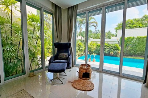 Casa de 3 dormitorios en Pattaya, Tailandia № 112031 - foto 13