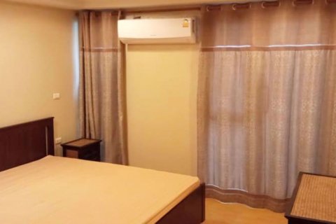Condominio de 2 dormitorios en Yan Nawa, Bangkok, Tailandia № 76261 - foto 3