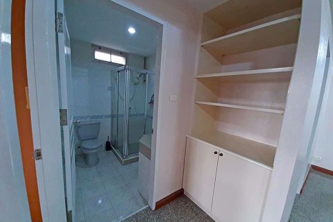 Condominio de 2 dormitorios en Phaya Thai, Bangkok, Tailandia № 76266 - foto 6