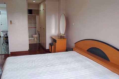 Condominio de 2 dormitorios en Phaya Thai, Bangkok, Tailandia № 76266 - foto 4