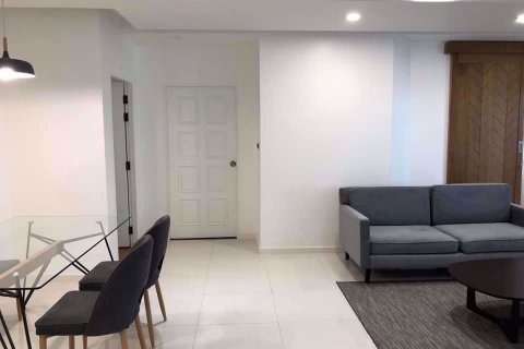 Condominio de 3 dormitorios en Watthana, Bangkok, Tailandia № 76262 - foto 2