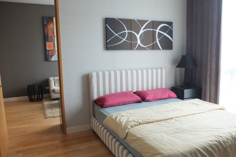 Eigentumswohnung in Bangkok, Thailand, 2 Schlafzimmer  № 143840 - Foto 7