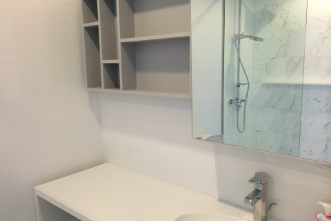 Condominio de 1 dormitorio en Bangkok, Tailandia № 143843 - foto 11
