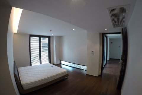 Condominio de 3 dormitorios en Bangkok, Tailandia № 143845 - foto 8
