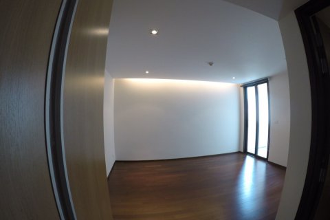 Condominio de 3 dormitorios en Bangkok, Tailandia № 143845 - foto 9