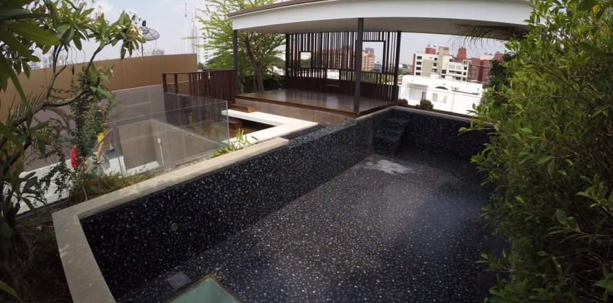 Condominio de 3 dormitorios en Bangkok, Tailandia № 143845