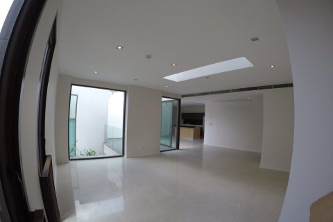 Condominio de 3 dormitorios en Bangkok, Tailandia № 143845 - foto 3